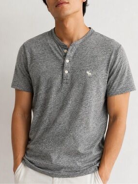 Abercrombie & Fitch Men's Muscle Fit Henley Shirt - Grey Heather (Size XS)